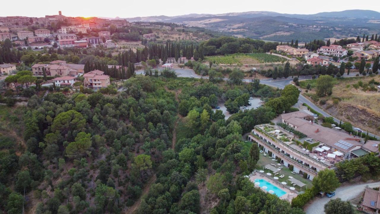 Hotel Terre Di Casole Casole d'Elsa Exterior photo